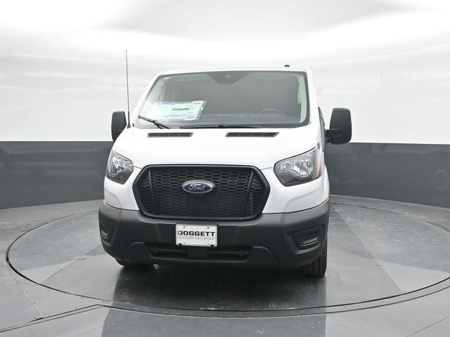 Photo of 2025 Oxford White Ford Transit-150