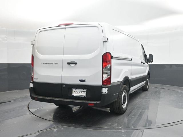 Photo of 2025 Oxford White Ford Transit-150