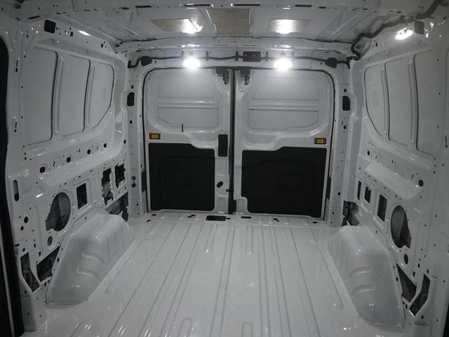 Photo of 2025 Oxford White Ford Transit-150