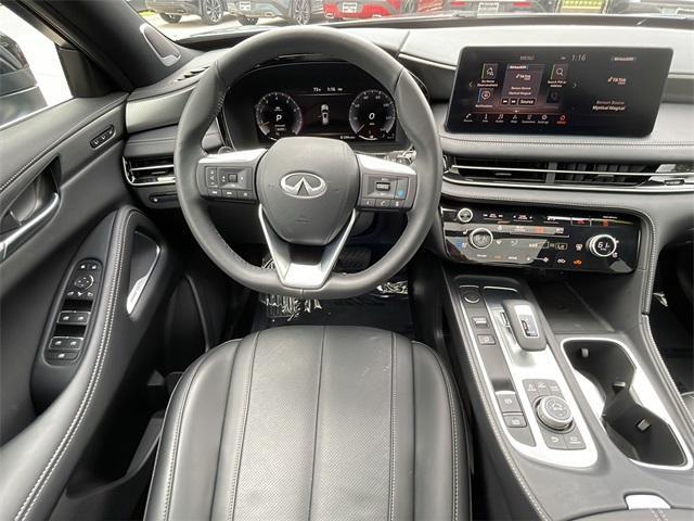 Photo of 2025 Harbor Gray INFINITI QX60
