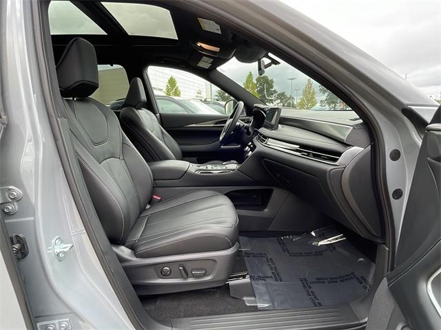 Photo of 2025 Harbor Gray INFINITI QX60