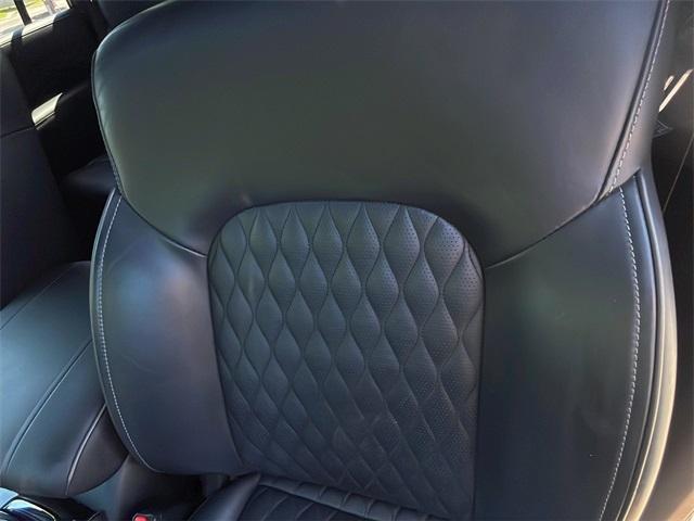 Photo of 2021 Coulis Red INFINITI QX80