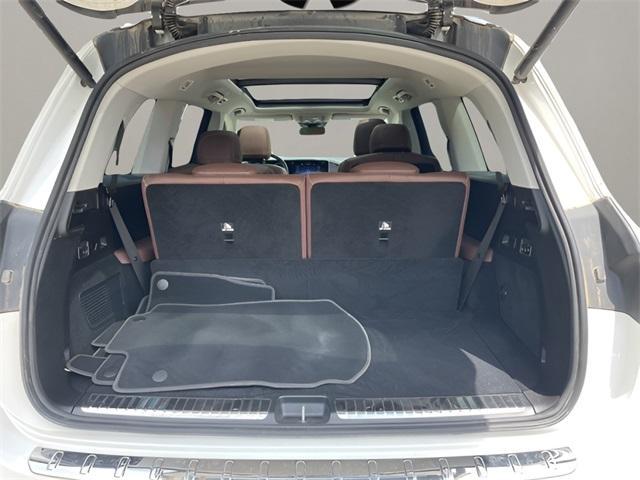 Photo of 2024 Polar White Mercedes-Benz GLS 450