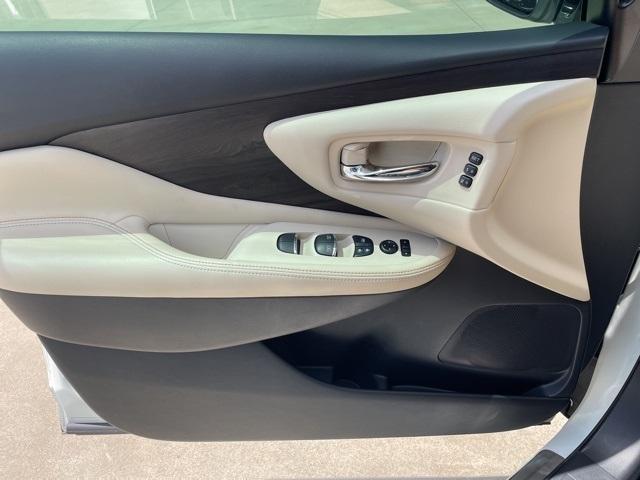 Photo of 2024 Pearl White Tri-Coat Nissan Murano