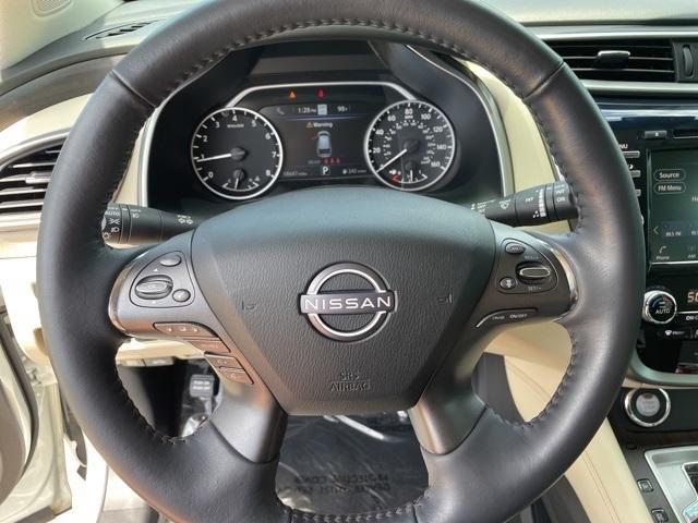 Photo of 2024 Pearl White Tri-Coat Nissan Murano