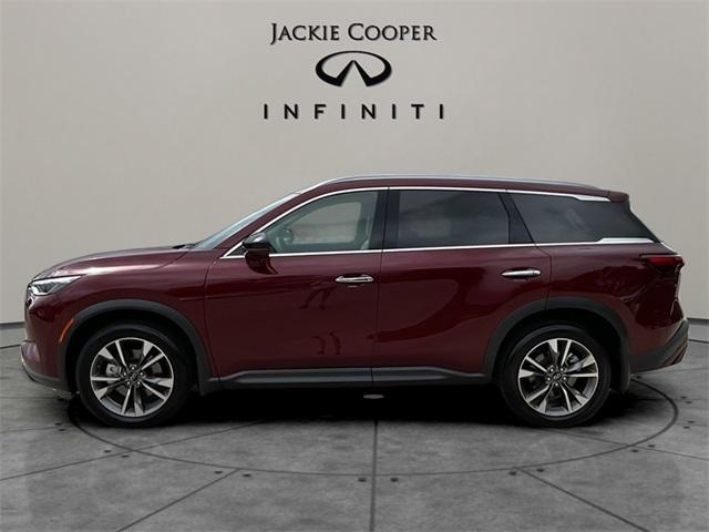 Photo of 2025 Deep Bordeaux INFINITI QX60