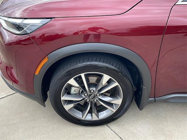 Photo of 2025 Deep Bordeaux INFINITI QX60