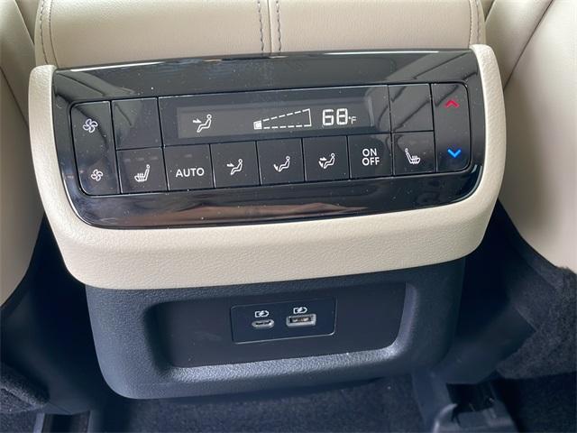 Photo of 2025 Deep Bordeaux INFINITI QX60