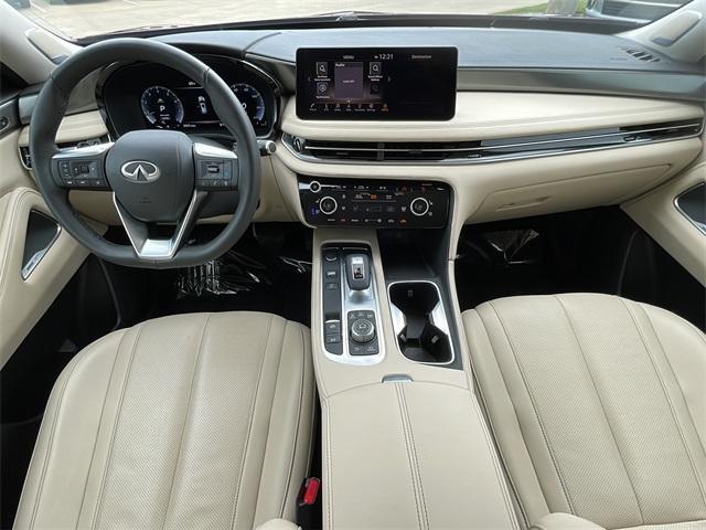 Photo of 2025 Deep Bordeaux INFINITI QX60