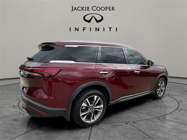 Photo of 2025 Deep Bordeaux INFINITI QX60