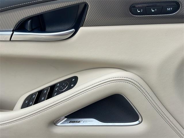 Photo of 2025 Deep Bordeaux INFINITI QX60