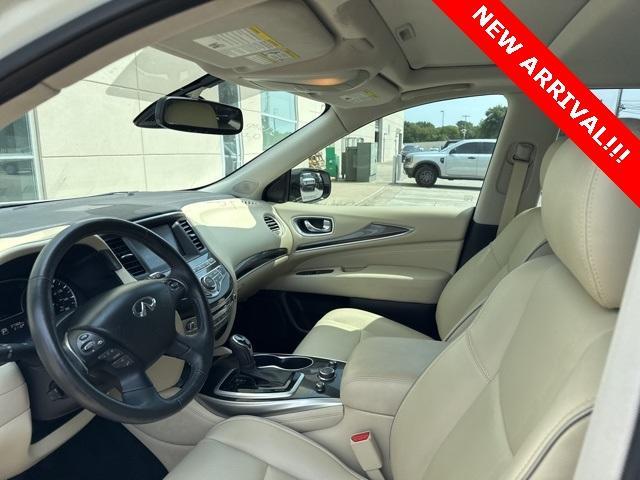 Photo of 2019 Majestic White INFINITI QX60