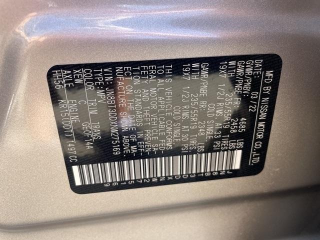Photo of 2022 Brilliant Silver / Black Nissan Rogue