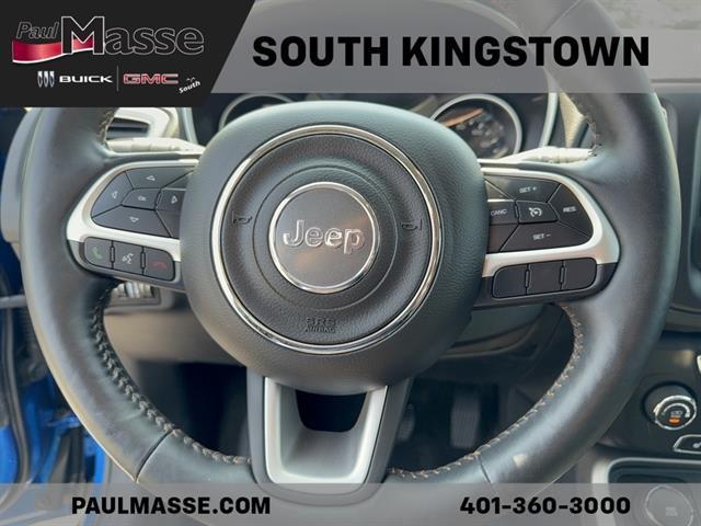 Photo of 2018 Laser Blue Pearlcoat Jeep Compass