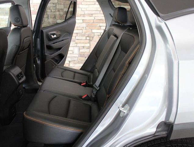 Photo of 2023 Gray GMC Terrain