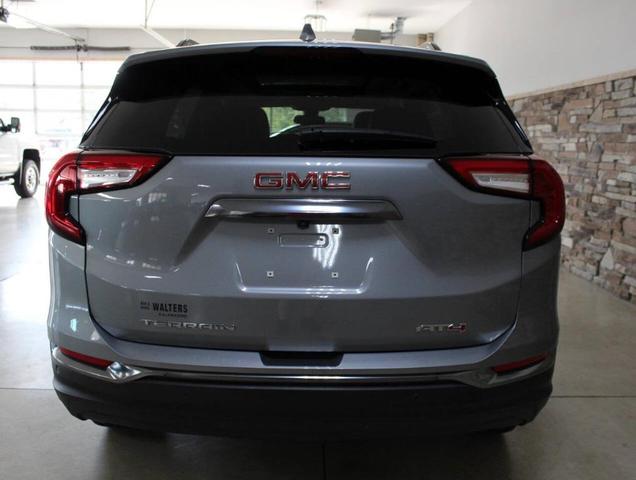 Photo of 2023 Gray GMC Terrain