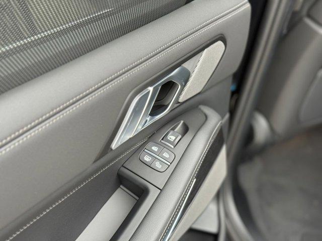 Photo of 2026 Black Sapphire Metallic BMW X7