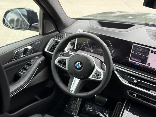 Photo of 2026 Black Sapphire Metallic BMW X7