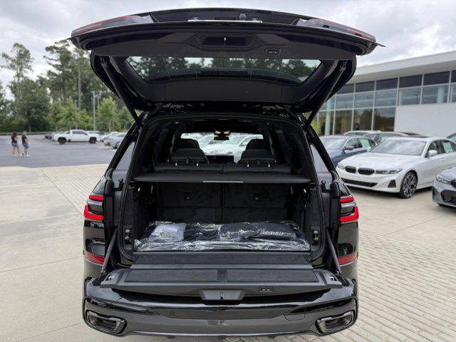 Photo of 2026 Black Sapphire Metallic BMW X7