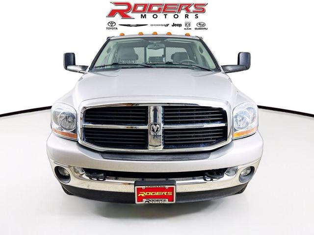 Photo of 2006 Bright Silver Metallic Clearcoat Dodge Ram 3500