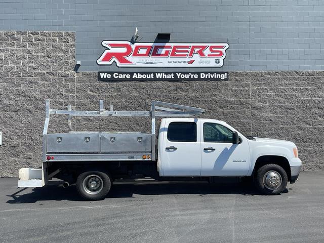 Photo of 2013 Summit White GMC Sierra 3500