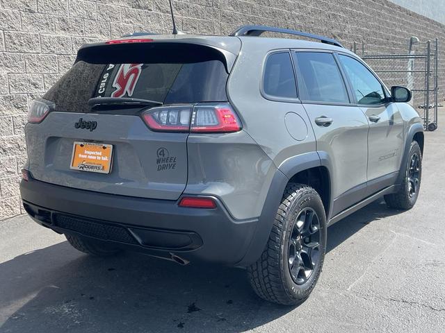 Photo of 2022 Sting-Gray Clearcoat Jeep Cherokee