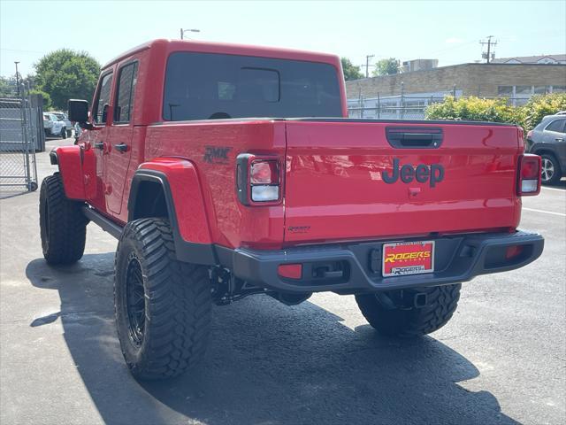 Photo of 2025 Firecracker Red Clearcoat Jeep Gladiator