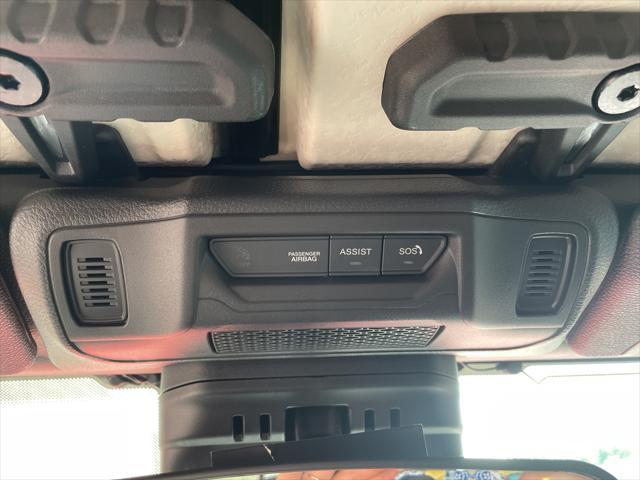 Photo of 2025 Firecracker Red Clearcoat Jeep Gladiator