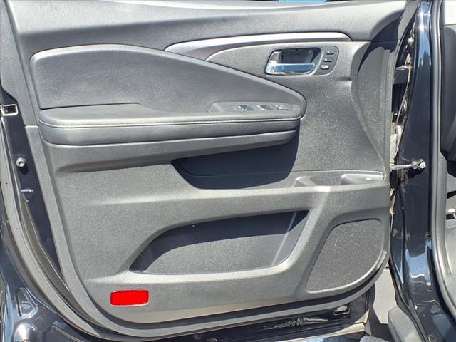 Photo of 2023 BLACK Honda Ridgeline