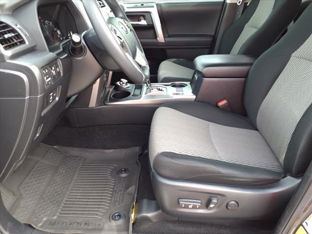 Photo of 2022 Gray Toyota 4Runner