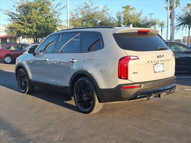 Photo of 2022 GRAY Kia Telluride