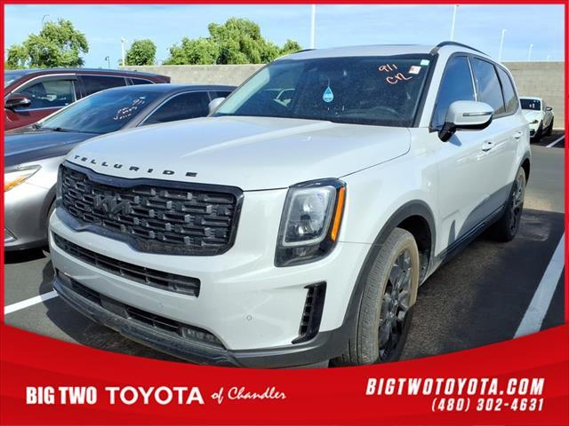 Photo of 2022 GRAY Kia Telluride