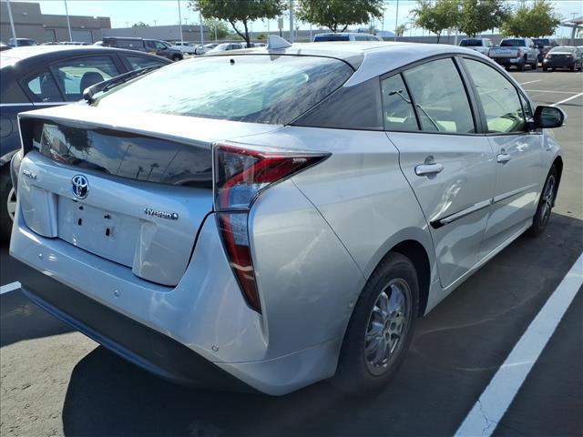 Photo of 2017 WHITE Toyota Prius