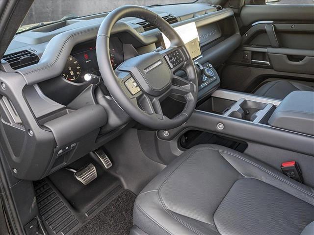 Photo of 2025 Santorini Black Metallic Land Rover Defender