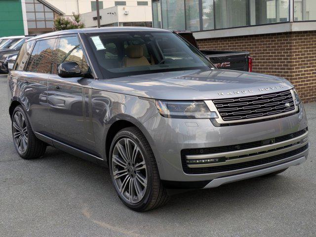 Photo of 2025 Eiger Grey Metallic Land Rover Range Rover