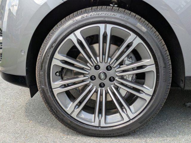 Photo of 2025 Eiger Grey Metallic Land Rover Range Rover