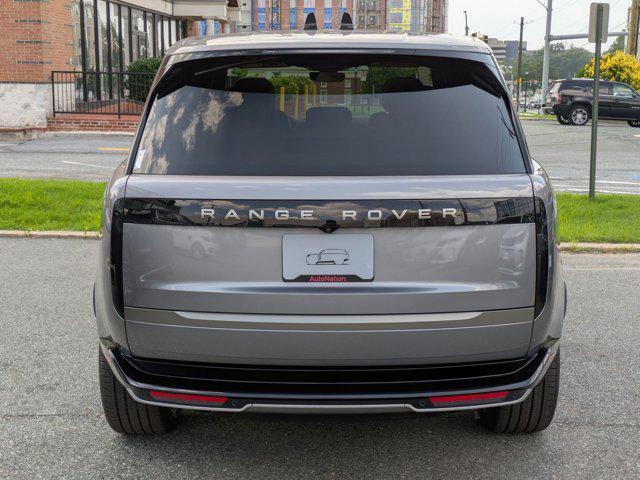Photo of 2025 Eiger Grey Metallic Land Rover Range Rover
