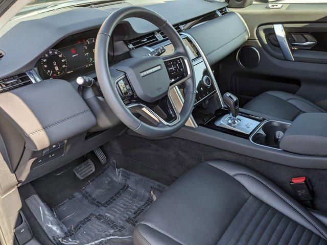 Photo of 2023 Santorini Black Metallic Land Rover Discovery Sport