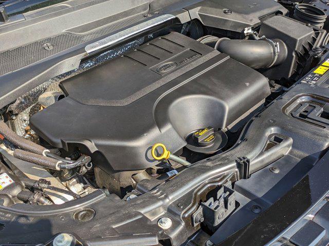 Photo of 2023 Santorini Black Metallic Land Rover Discovery Sport
