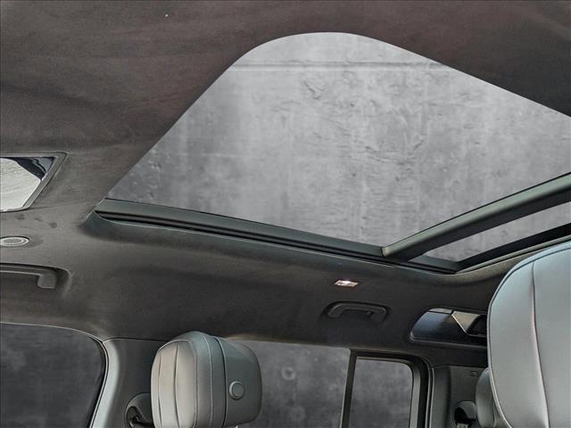 Photo of 2025 Santorini Black Metallic Land Rover Defender