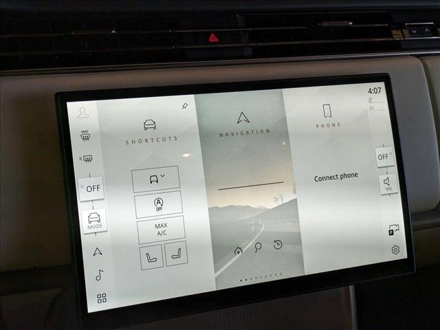 Photo of 2025 Tourmaline Brown SV Bespoke Ultra Metallic Satin Land Rover Range Rover