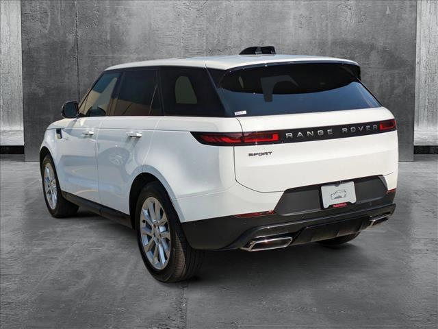 Photo of 2025 Fuji White Land Rover Range Rover Sport