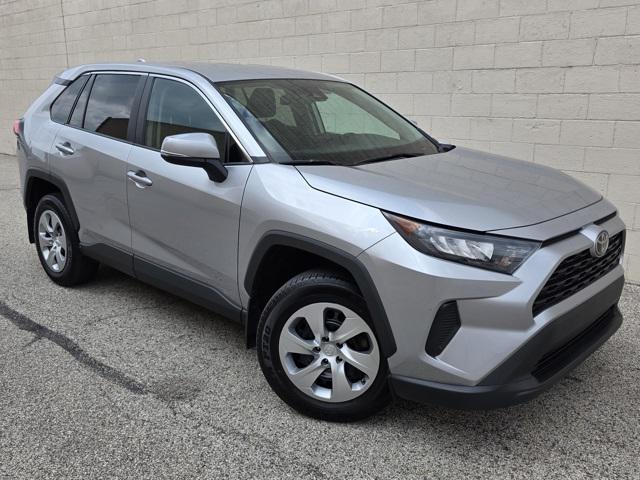 Photo of 2022 Silver Sky Metallic Toyota RAV4