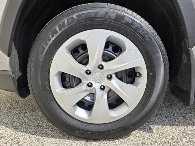 Photo of 2022 Silver Sky Metallic Toyota RAV4
