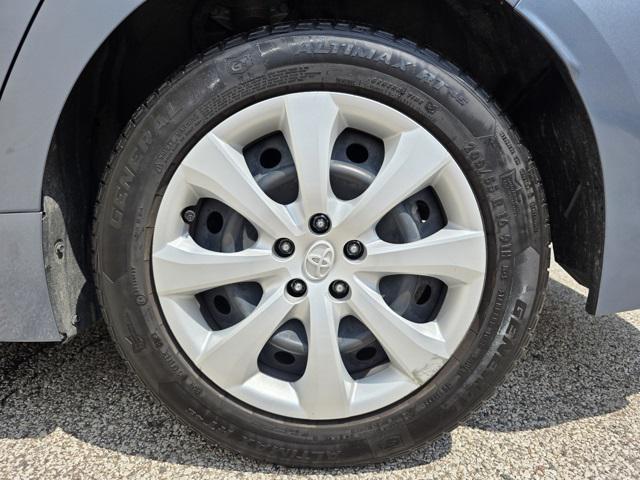 Photo of 2022 Celestite Toyota Corolla