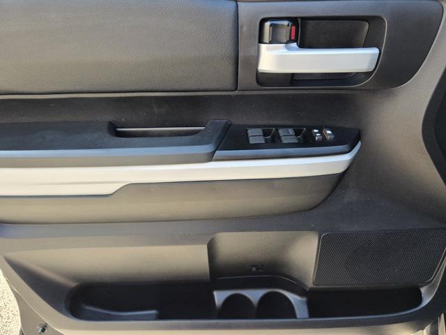 Photo of 2021 Midnight Black Metallic Toyota Tundra