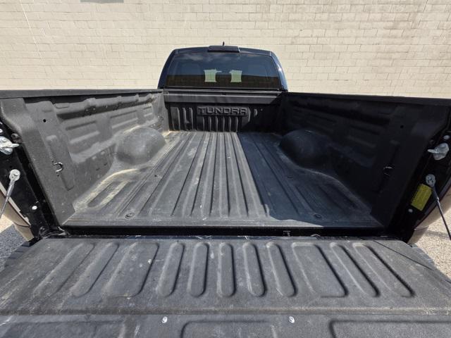 Photo of 2021 Midnight Black Metallic Toyota Tundra