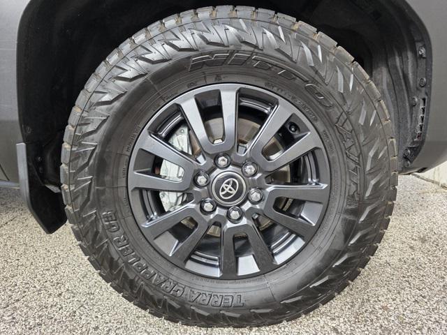 Photo of 2025 Ice Cap Toyota Land Cruiser