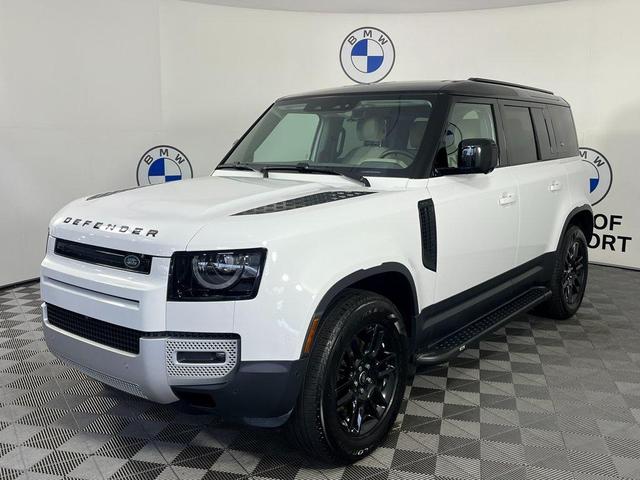Photo of 2024 White Land Rover Defender