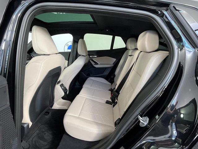 Photo of 2025 Black Sapphire Metallic BMW X2